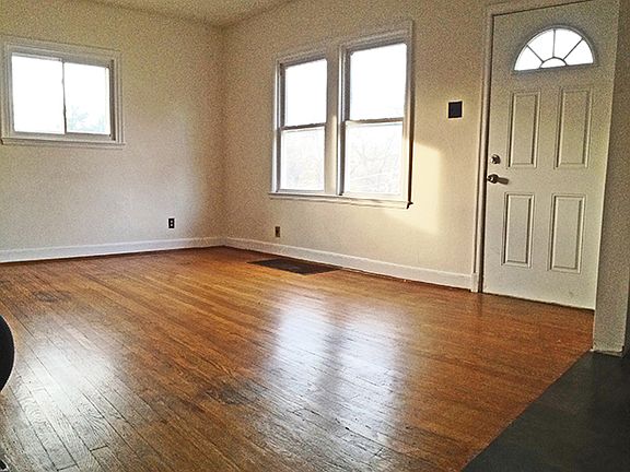2nd image of 7726 Folk Ave