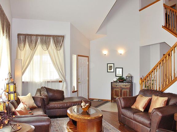 2nd image of 114 Chad Ct