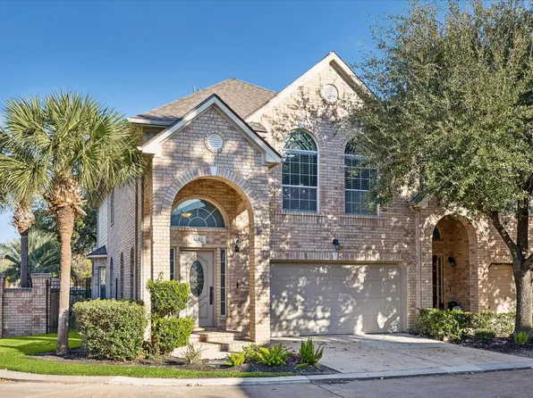 6426 E Linpar Ct, Houston, TX 77040