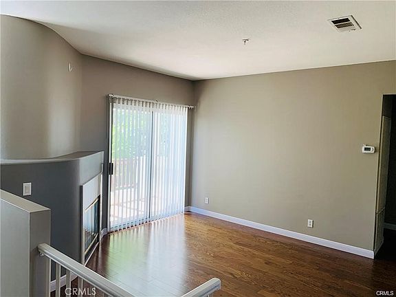 4th image of 8 Santa Barbara Ct