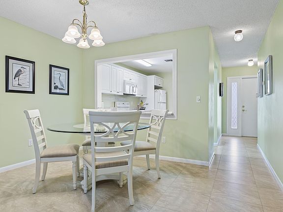 5th image of 412 Ponderosa Drive #29