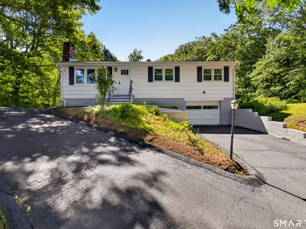 41 Piscitello Drive, Branford, CT 06405