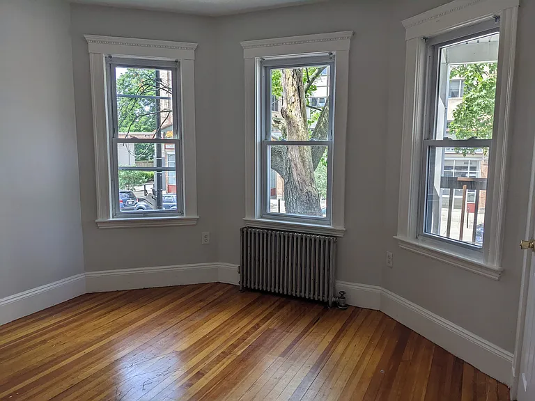 150 Washington St #2 — Photo 14
