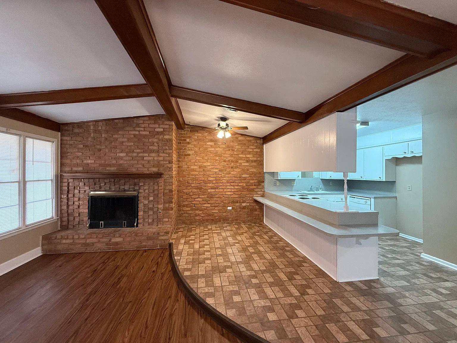 2 bed, 1219 sqft, $1,000 — Photo 3