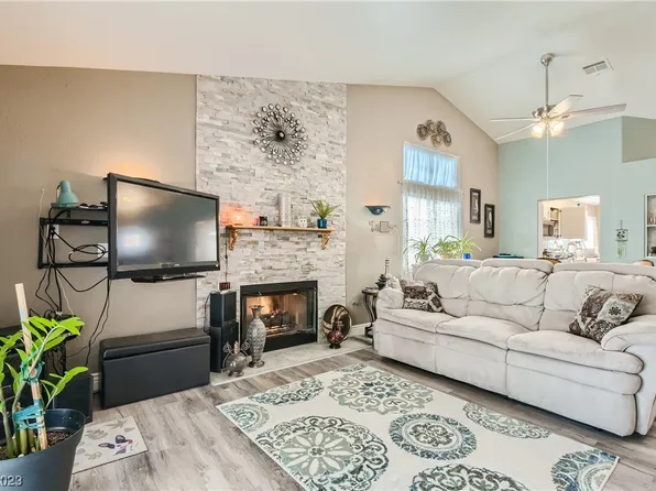 1250 Pagentry Dr, North Las Vegas, NV 89031