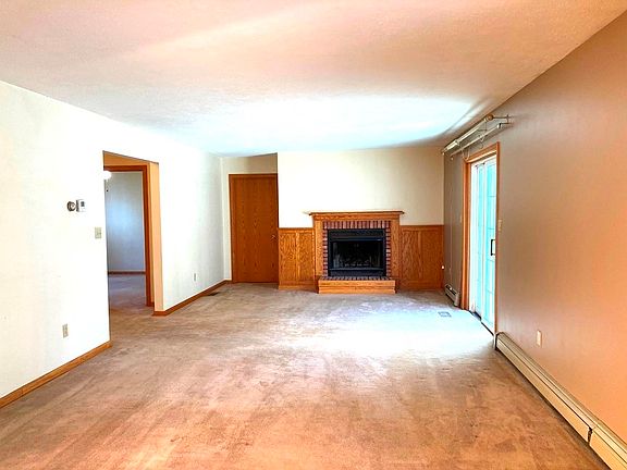 4th image of 4910 King Arthur Dr