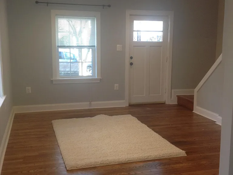 404 S Veitch St — Photo 10