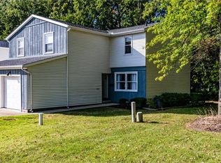 8241 Lancaster Dr, Mentor, OH 44060
