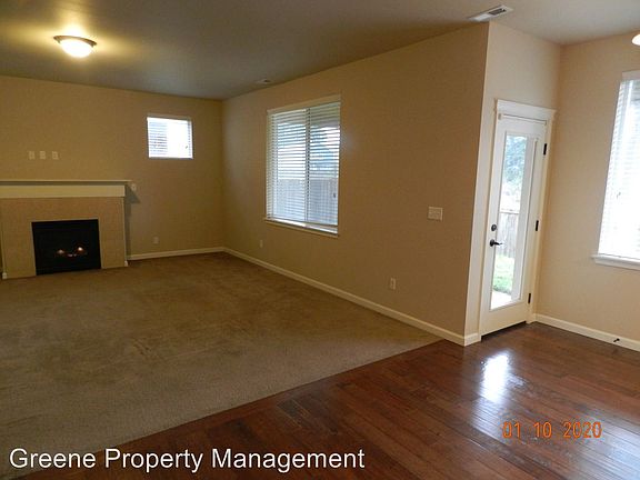 5th image of 15317 Kayla St SE