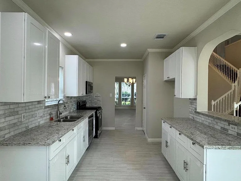 5015 Cottonglen Ct — Photo 7