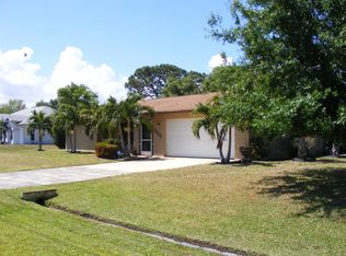 2852 SE Bakersfield St, Pt Saint Lucie, FL 34953