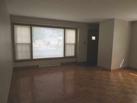 2nd image of 7724 N Oketo Ave