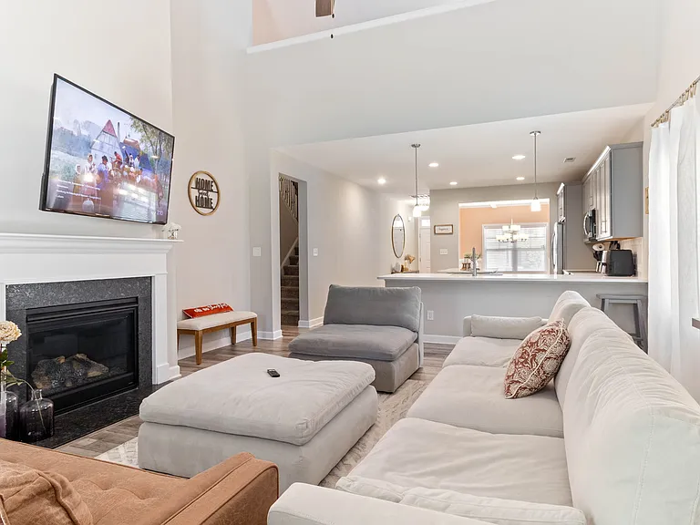 66 Kensington Dr — Photo 15