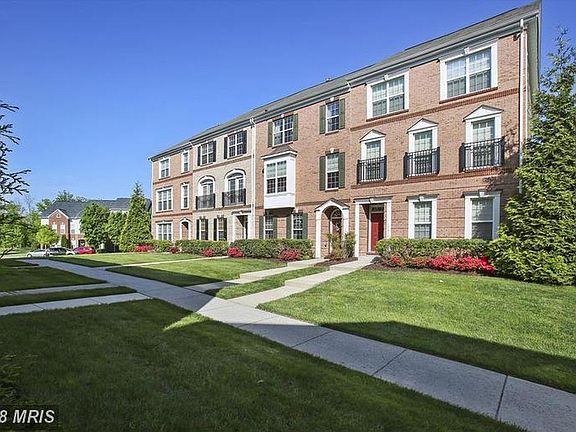 2nd image of 19418 Susquehanna Sq