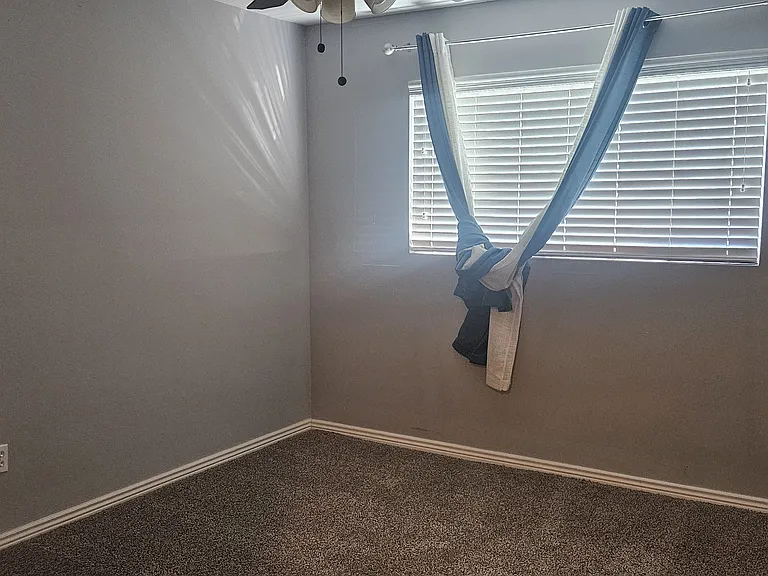 7426 E Holly St — Photo 16