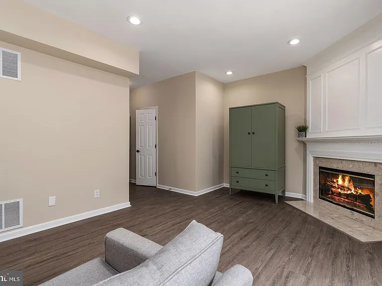 16877 Jed Forest Ln — Photo 9