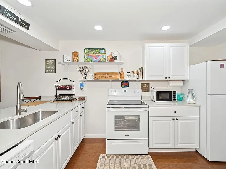 200 S Banana River Blvd #2404 — Photo 3