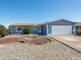 140 Winterhawk St, Sequim, WA 98382
