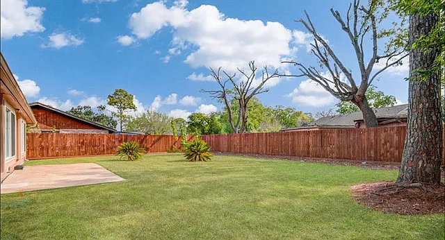 3 bed, 1221 sqft, $1,900 — Photo 3