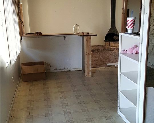 4th image of 2404 S Virginia Ave