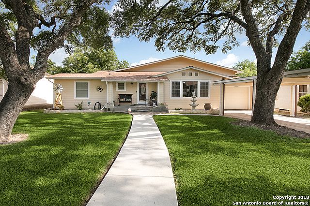 1st image of 338 Senisa Dr