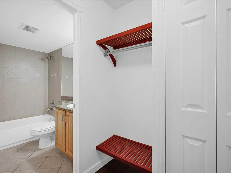 1515 E Broward Blvd #126 — Photo 26