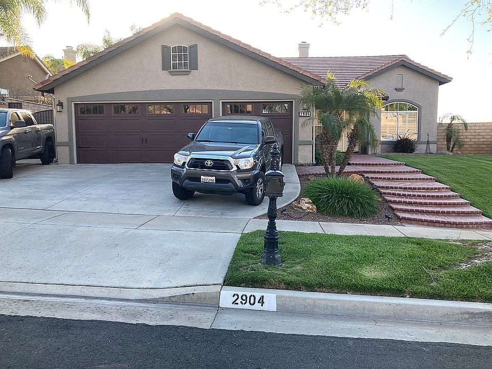 2nd image of 2904 Vera Cruz