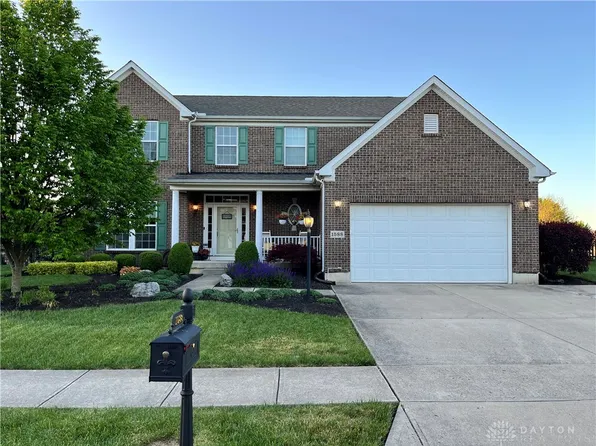 1588 Little Falls Dr, Centerville, OH 45458