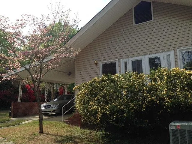 2314 Stark St — Photo 14