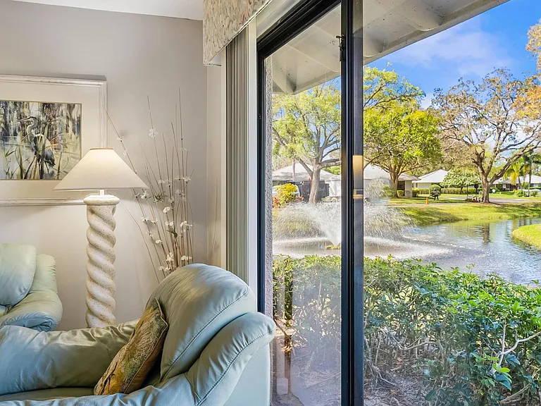 406 Club Dr — Photo 15