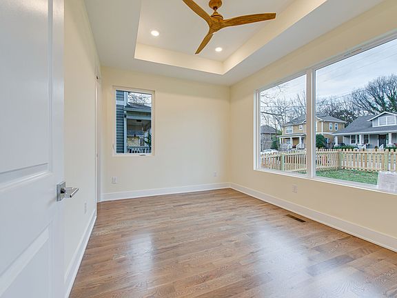 4th image of 218 Treutland Ave #A