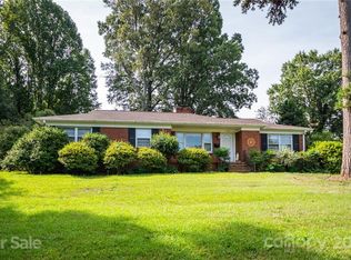 5018 Crestland Ave, Charlotte, NC 28269