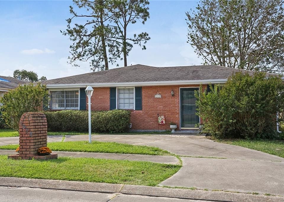 1st image of 1372 Maplewood Dr