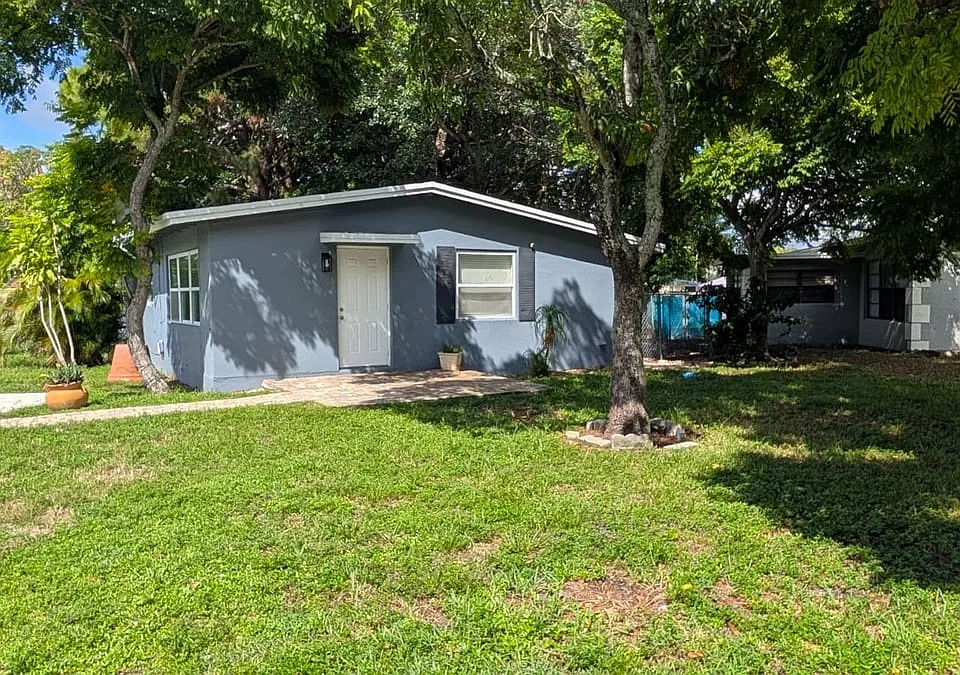 1553 NW 15th Ave