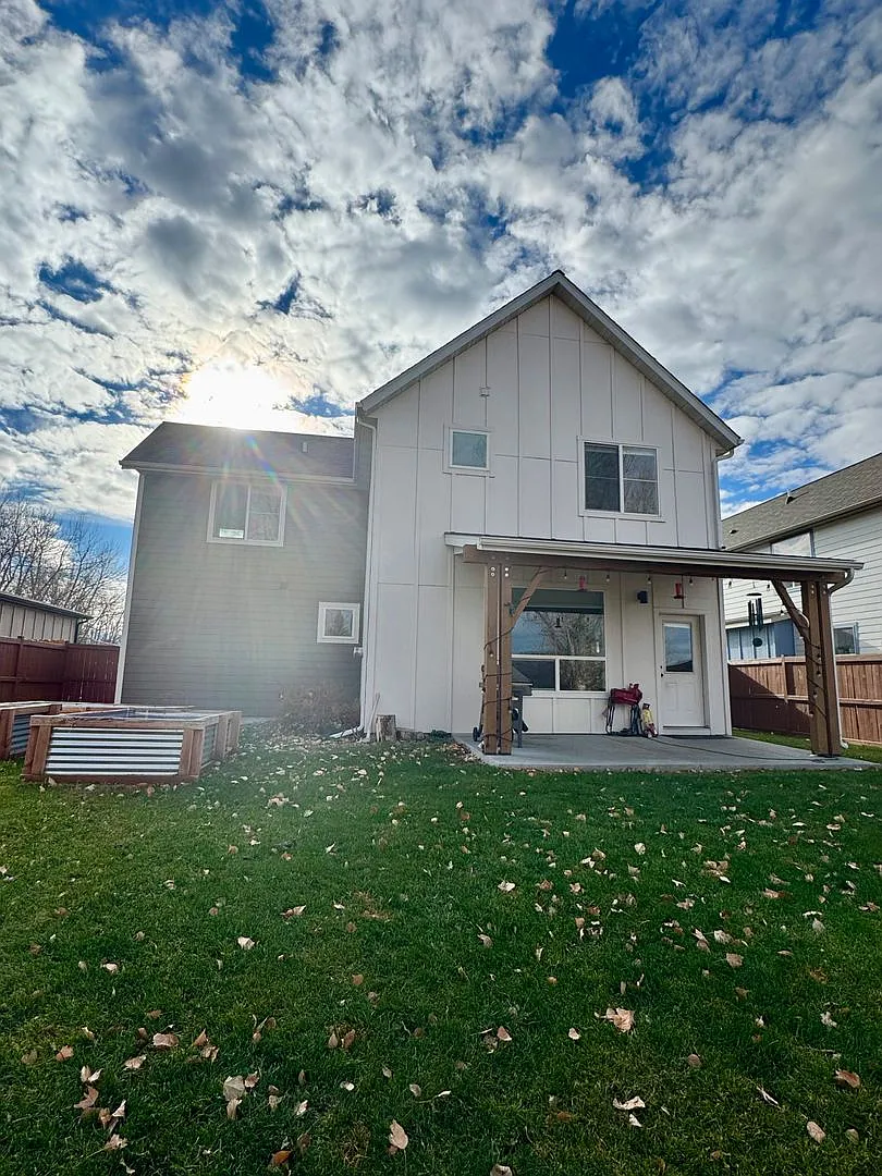 Chic & Comfortable 3-Bed Home in Bozeman's King Arthur Park — Photo 1