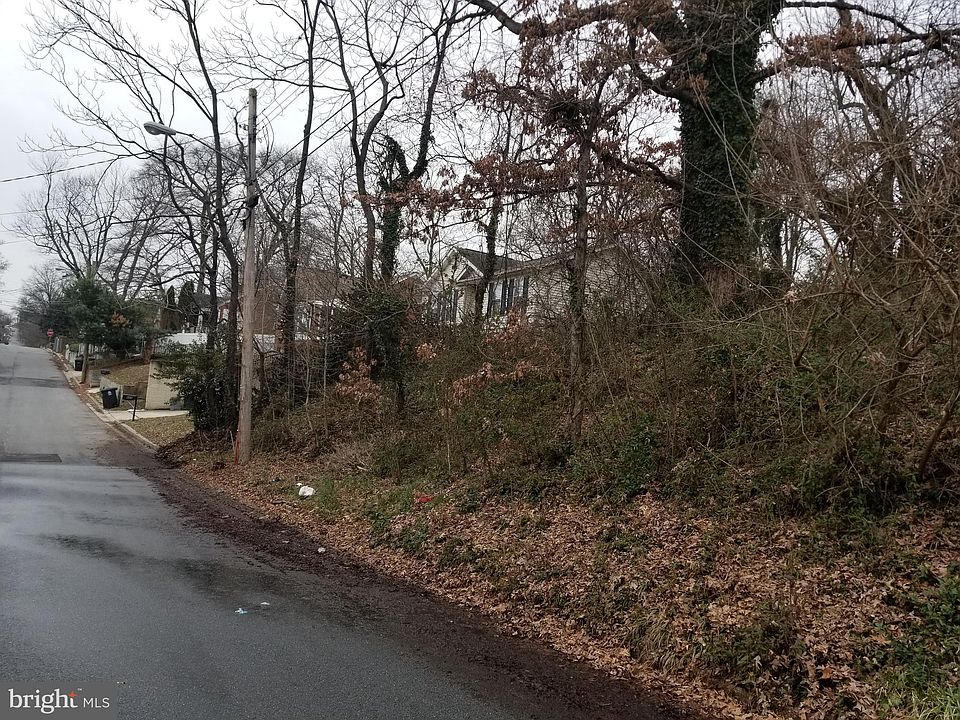 1st image of 803 Glacier Ave