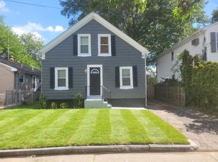 6 Glasgow St, Providence, RI 02908