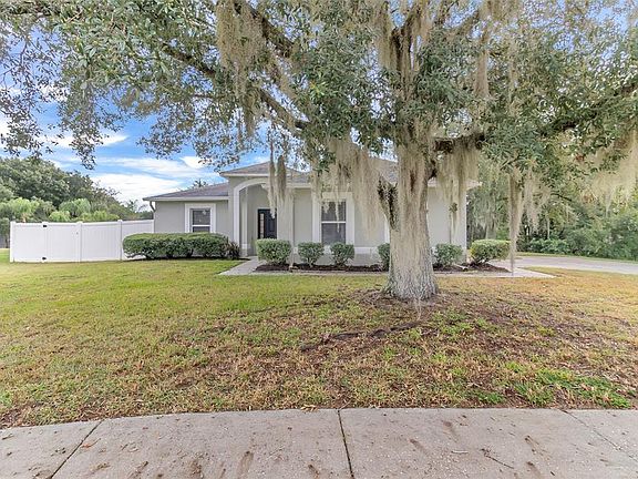 3rd image of 2073 HAYFIELD WAY