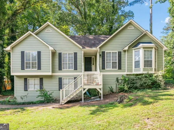 94 Park Ave W, Dallas, GA 30157