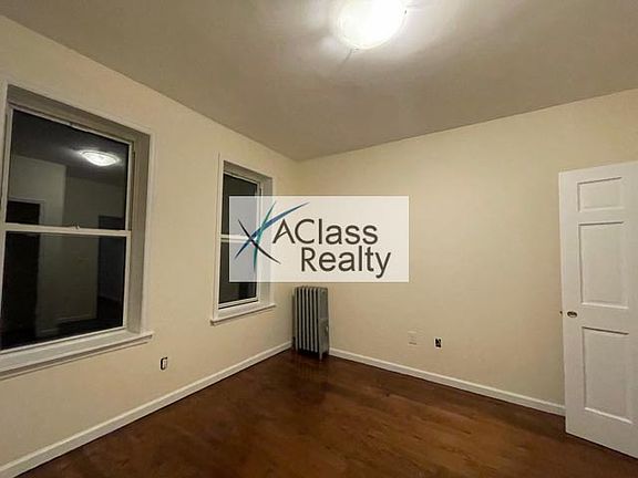 4th image of 22-55 33rd St #B5