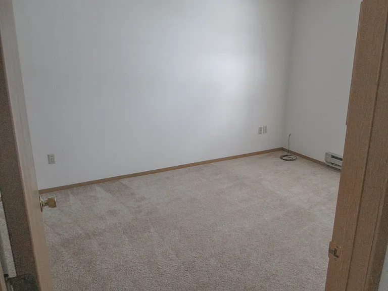 308 Pinecrest Dr #1 — Photo 5