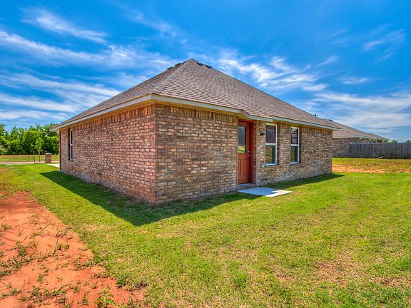 4th image of 1816 Hannah Ln