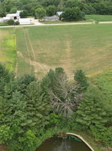 664 Rinderer Rd, Highland, IL, 62249