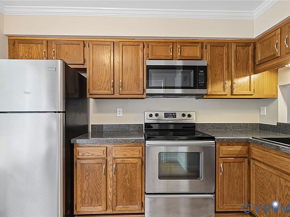 2nd image of 2512 Thicket Greene