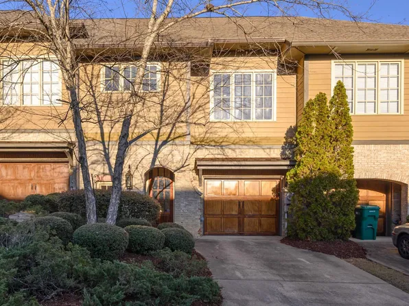 1015 Townes Ct, Birmingham, AL 35242