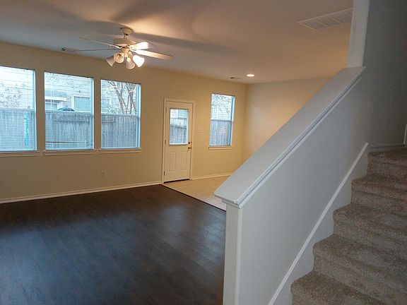 5th image of 16823 Bellmoor Ln