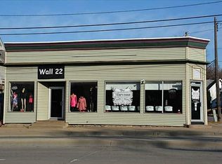 1046 Mount Vernon Rd SE, Cedar Rapids, IA 52403