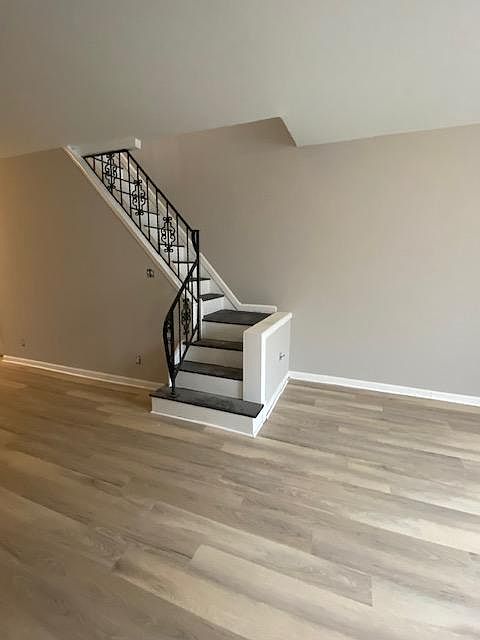 1st image of 2025 E Monmouth St