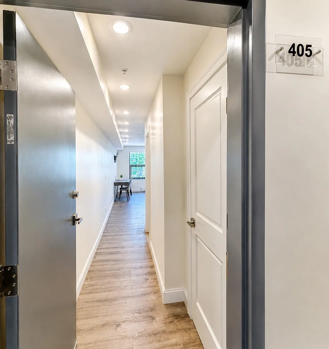 Studio, 1.0 bath, 460 sqft, $2,900 — Photo 3