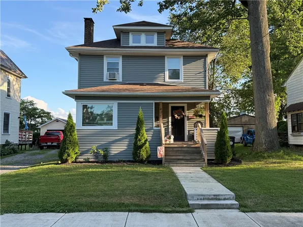 416 Bessemer Ave, Grove City, PA 16127